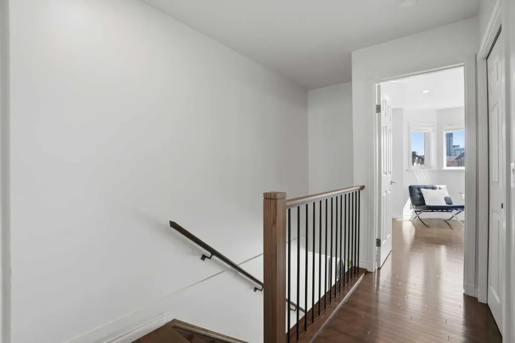 31 Mcdougall Court NE Calgary AB T2E 8R3