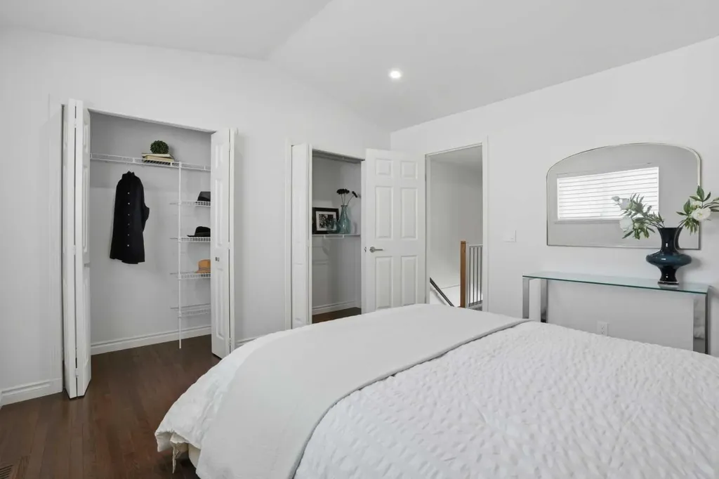 31 Mcdougall Court NE Calgary AB T2E 8R3