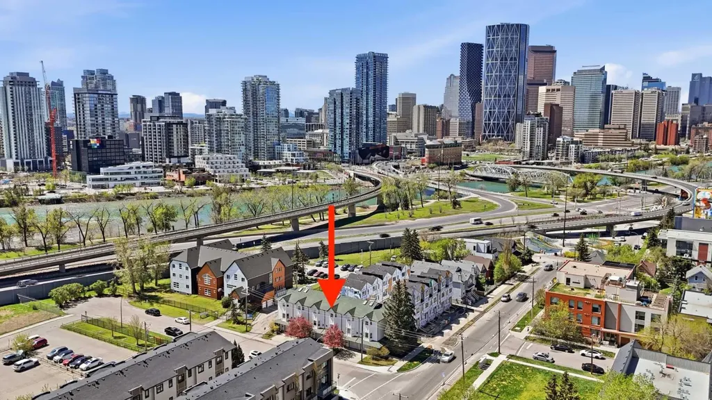 31 Mcdougall Court NE Calgary AB T2E 8R3