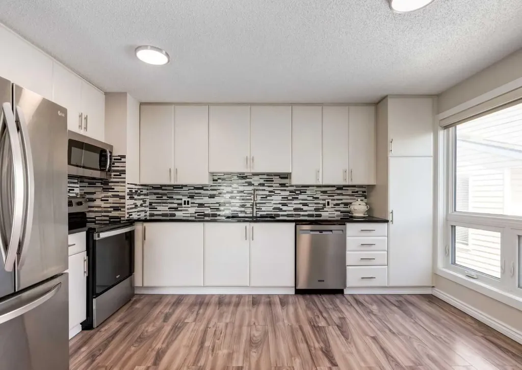 119 Prominence Heights SW Calgary AB T3H2Z6