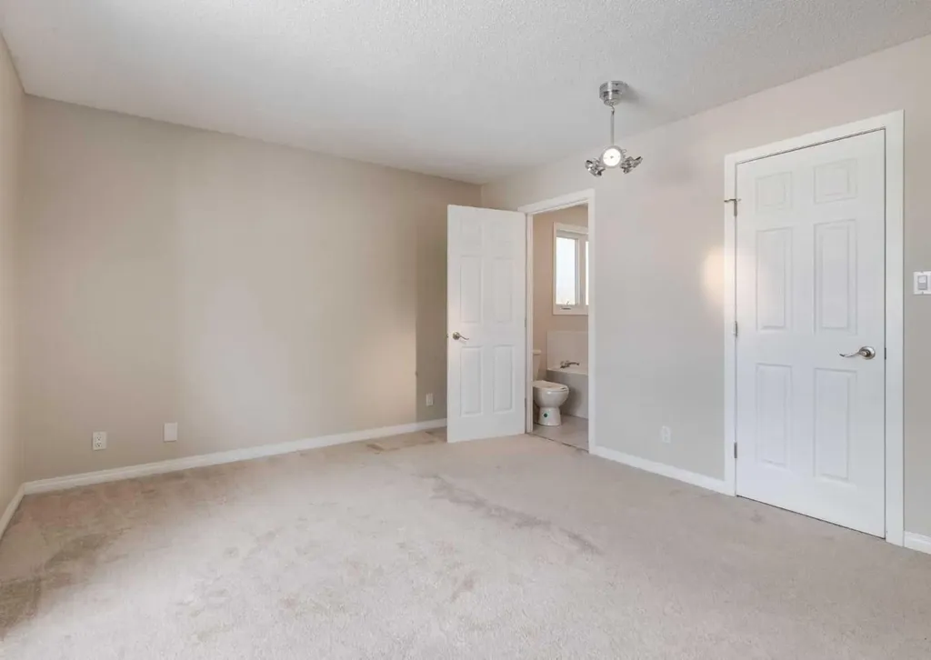 119 Prominence Heights SW Calgary AB T3H2Z6