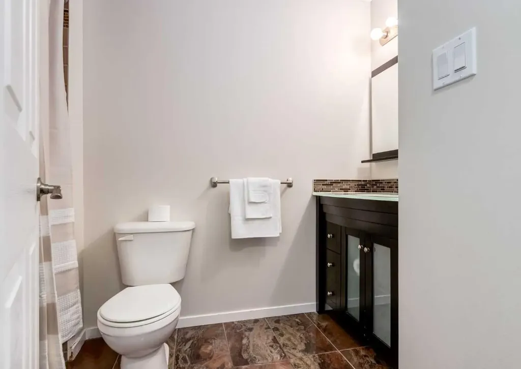 119 Prominence Heights SW Calgary AB T3H2Z6