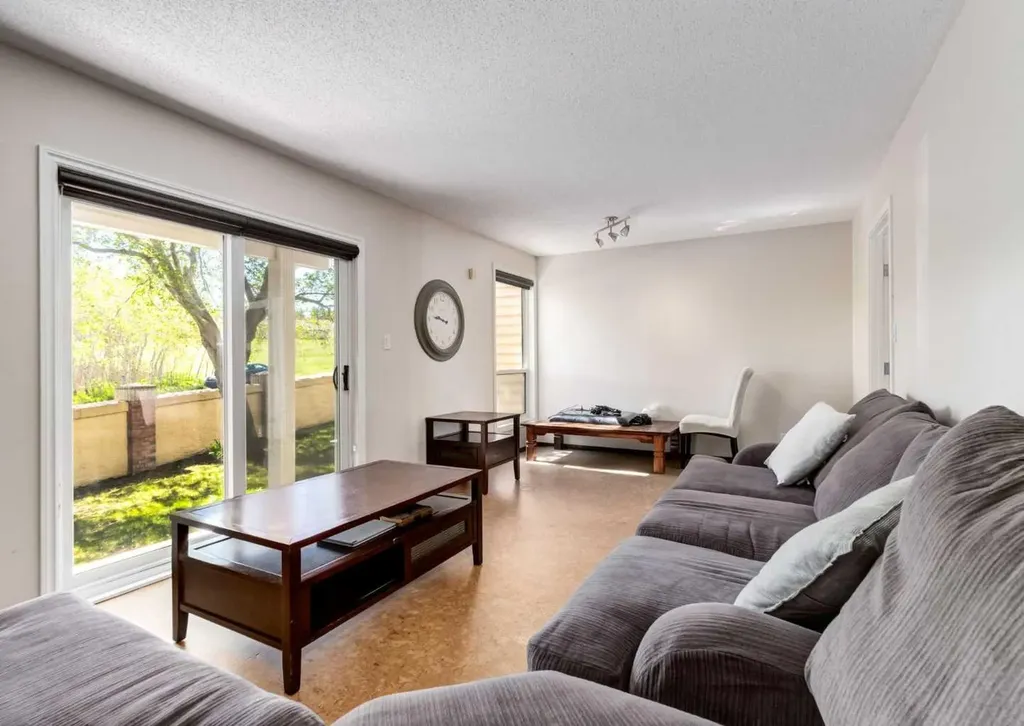 119 Prominence Heights SW Calgary AB T3H2Z6