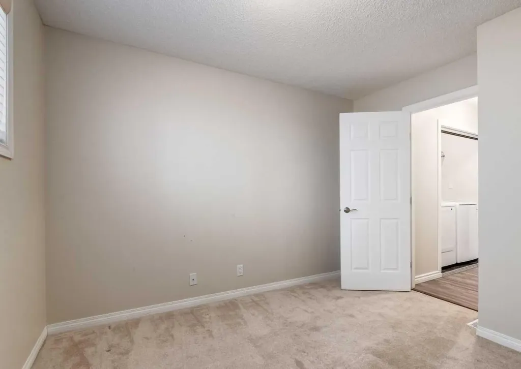 119 Prominence Heights SW Calgary AB T3H2Z6