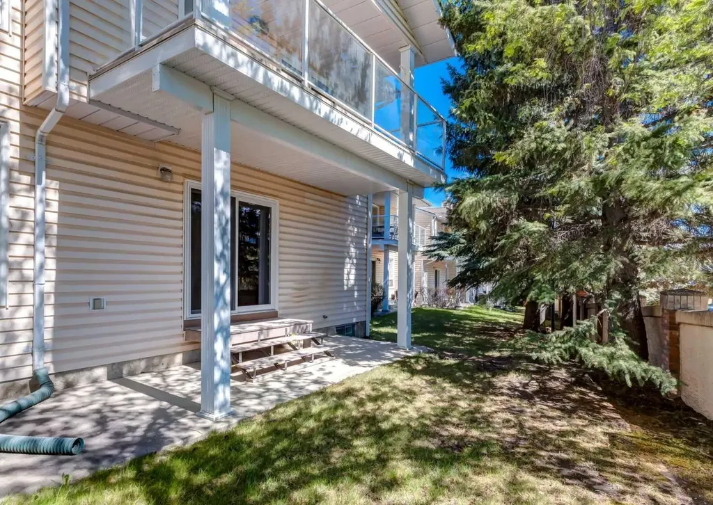 119 Prominence Heights SW Calgary AB T3H2Z6