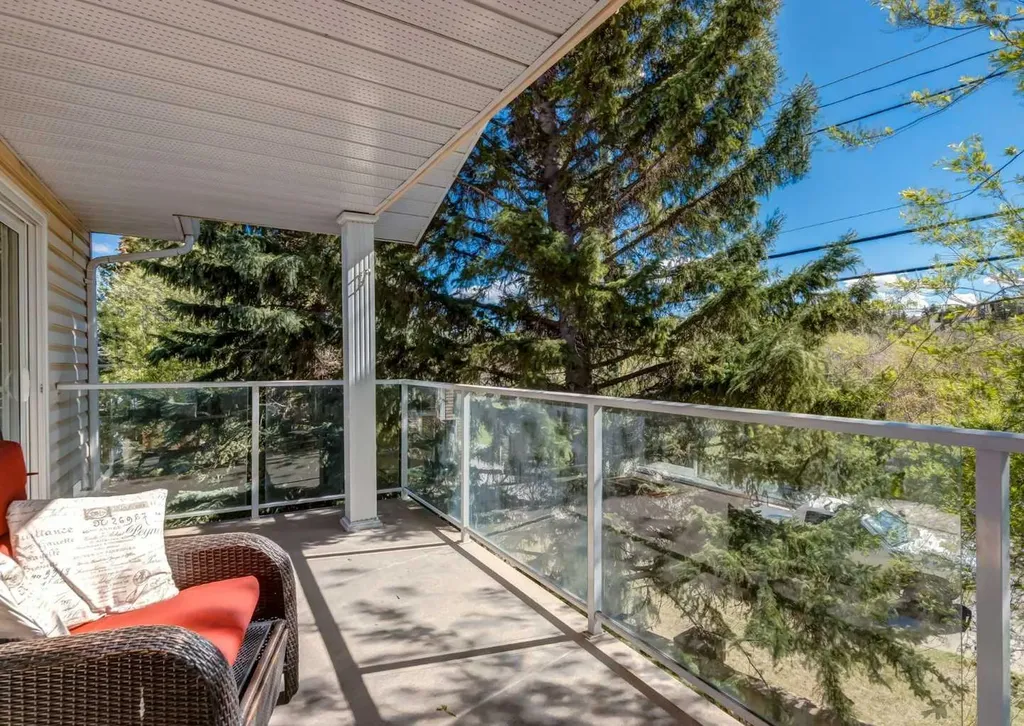 119 Prominence Heights SW Calgary AB T3H2Z6