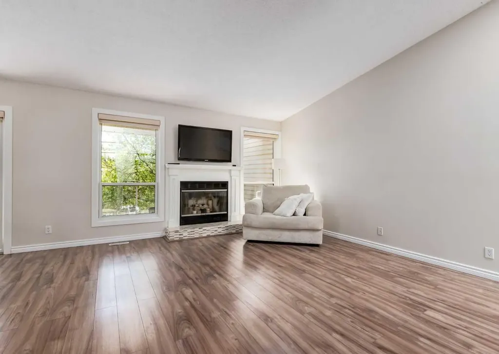 119 Prominence Heights SW Calgary AB T3H2Z6