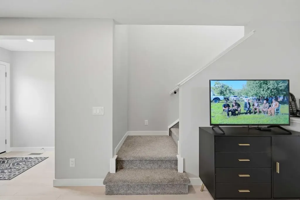 4065 Cornerstone Boulevard NE Calgary AB T3N 2A5