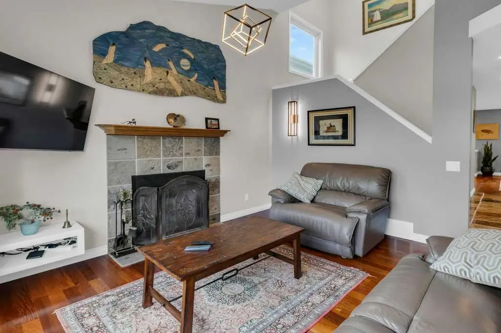 42 River Rock Green SE Calgary AB T2C 4C2
