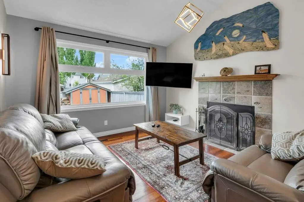 42 River Rock Green SE Calgary AB T2C 4C2