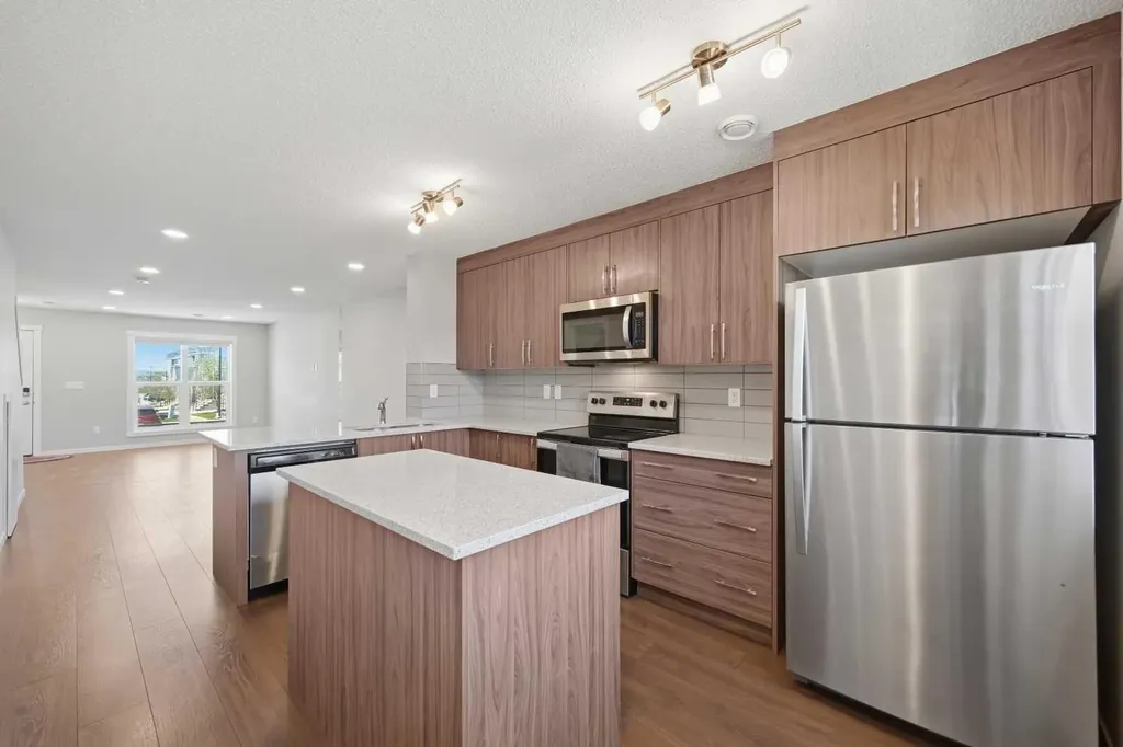 7451 Falconridge Boulevard NE Calgary AB T3J0Z8