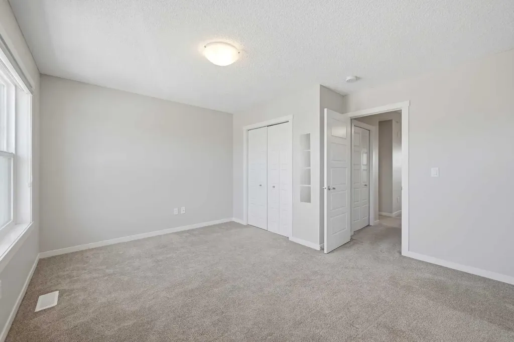 7451 Falconridge Boulevard NE Calgary AB T3J0Z8