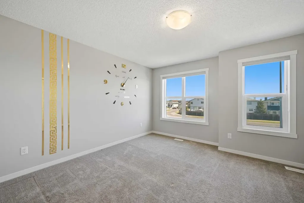 7451 Falconridge Boulevard NE Calgary AB T3J0Z8
