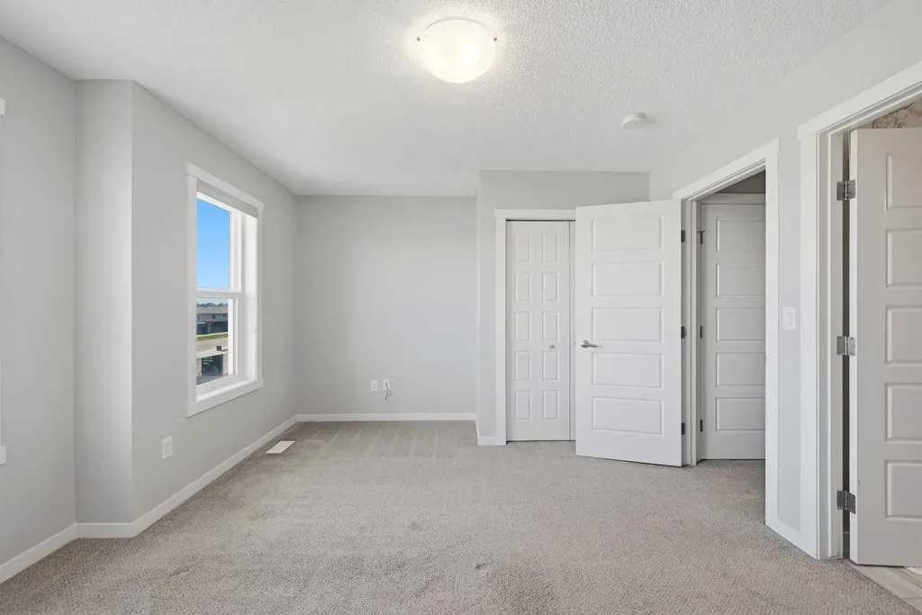 7451 Falconridge Boulevard NE Calgary AB T3J0Z8