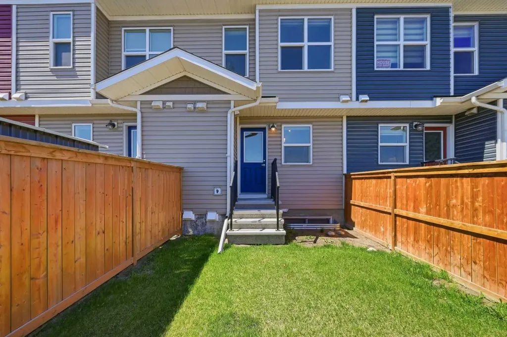 7451 Falconridge Boulevard NE Calgary AB T3J0Z8