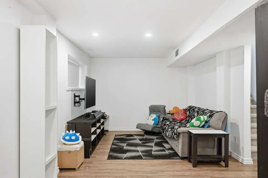 108 Doverglen Crescent SE Calgary AB T2B 2P6