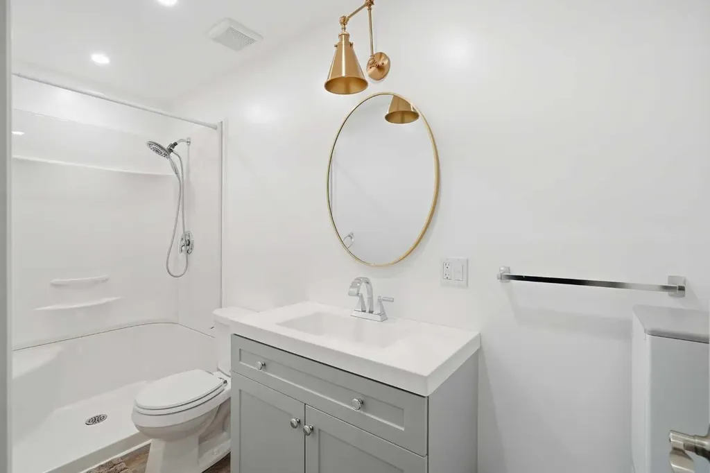 108 Doverglen Crescent SE Calgary AB T2B 2P6