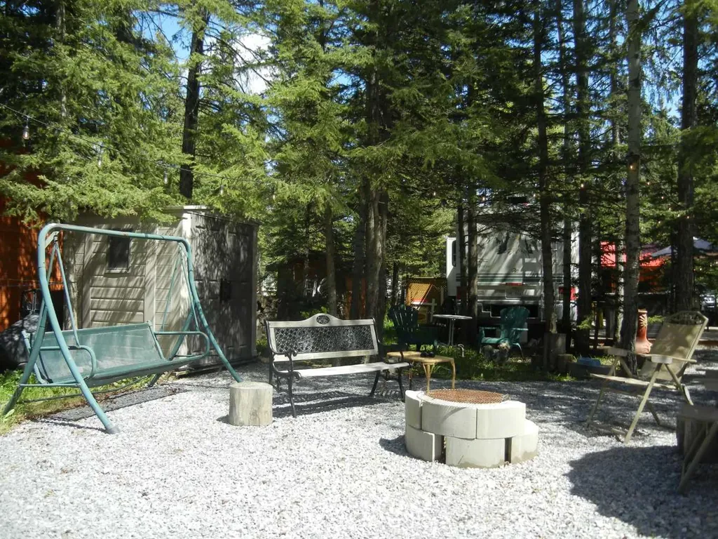 200 4 Avenue SW Sundre AB T0M 1X0