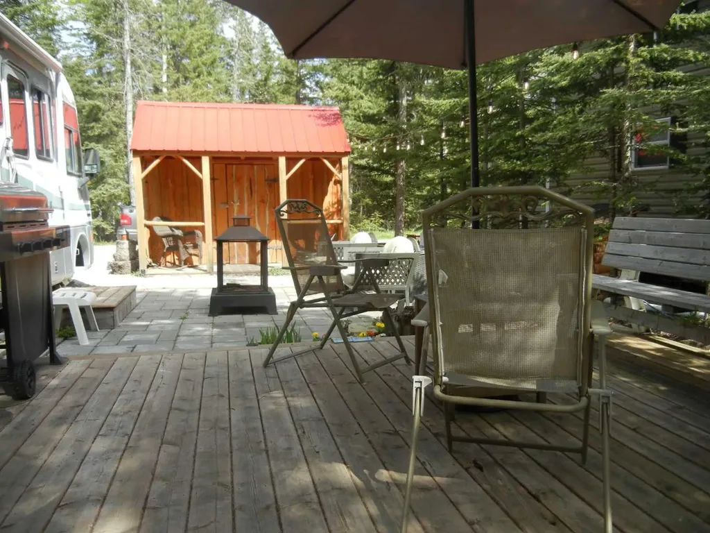 200 4 Avenue SW Sundre AB T0M 1X0