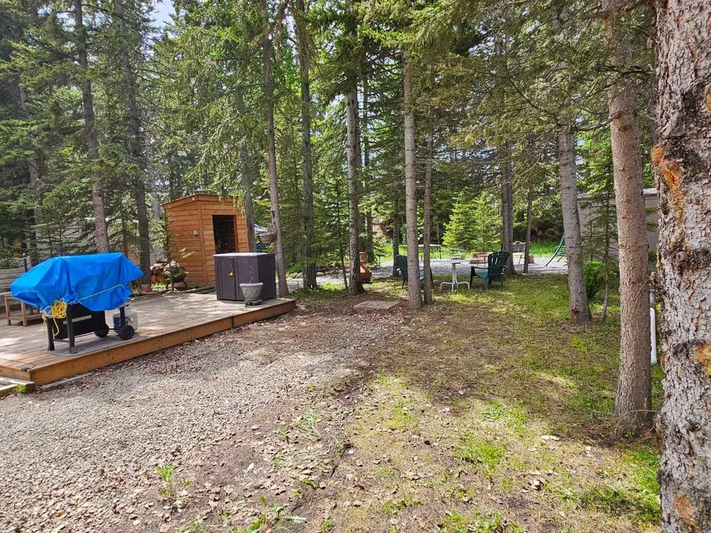 200 4 Avenue SW Sundre AB T0M 1X0