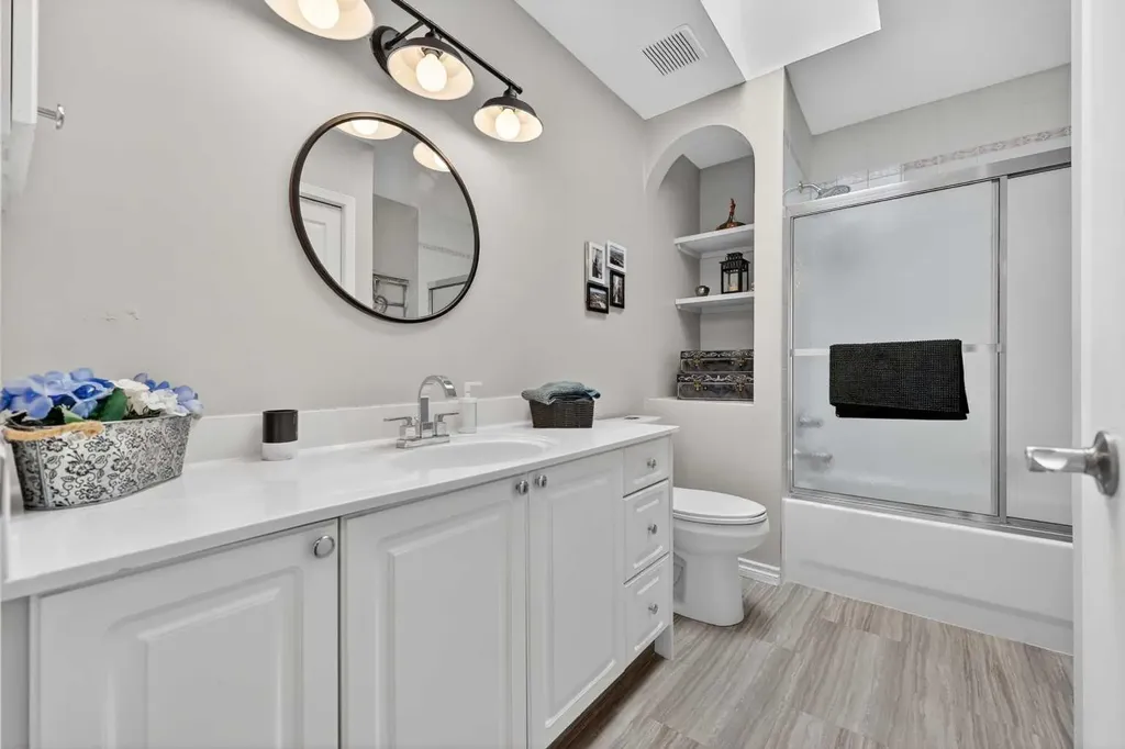217 Mountain Park Drive SE Calgary AB T2Z 2L2