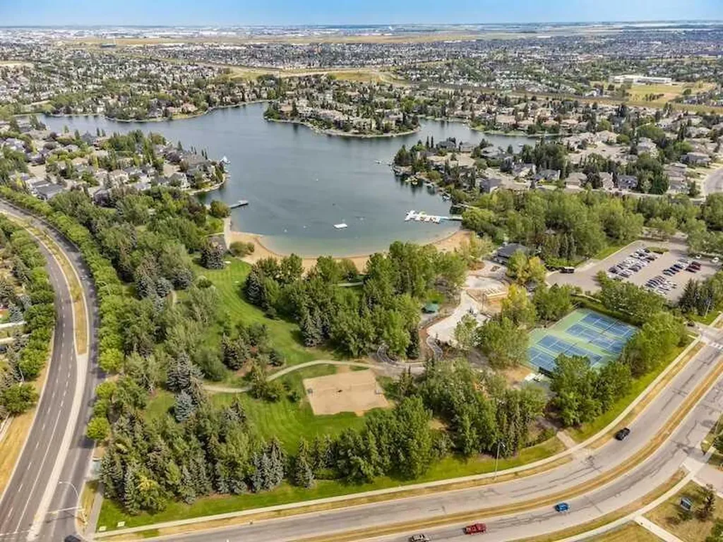 217 Mountain Park Drive SE Calgary AB T2Z 2L2