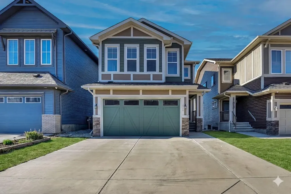 179 Lucas Heights NW Calgary AB T3P 1X4