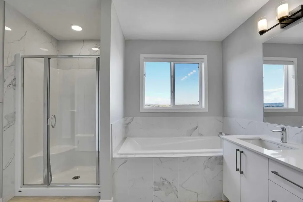 179 Lucas Heights NW Calgary AB T3P 1X4
