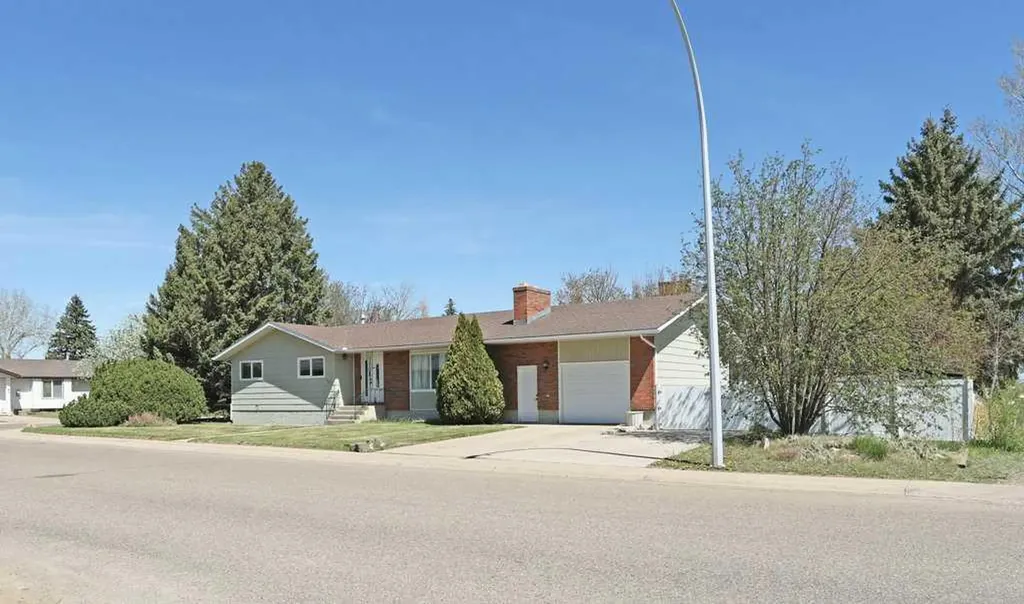 160 Ingram Park Drive Brooks AB T1R0L1