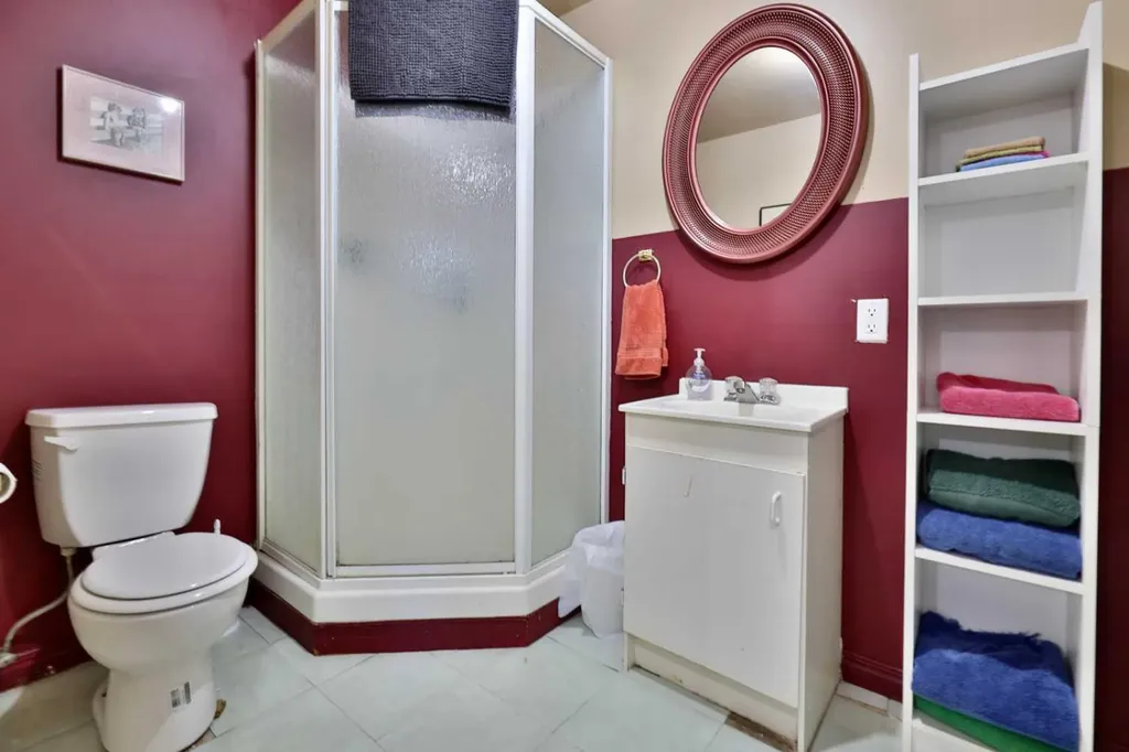 3305 Erickson Drive Camrose AB T4V 3X1