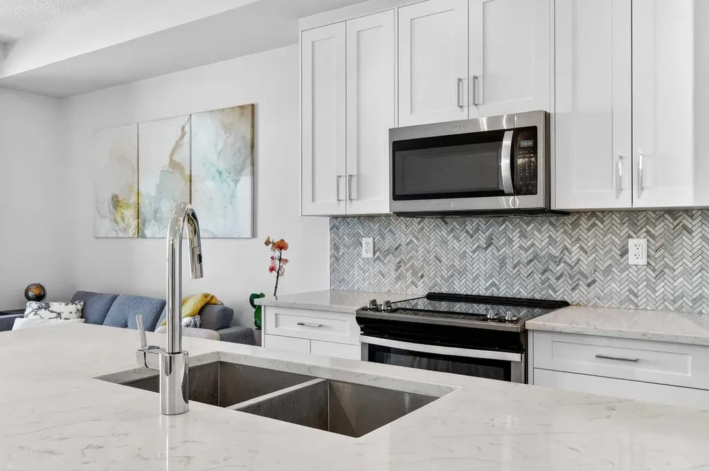 300 Auburn Meadows Common SE Calgary AB T3M 3E7