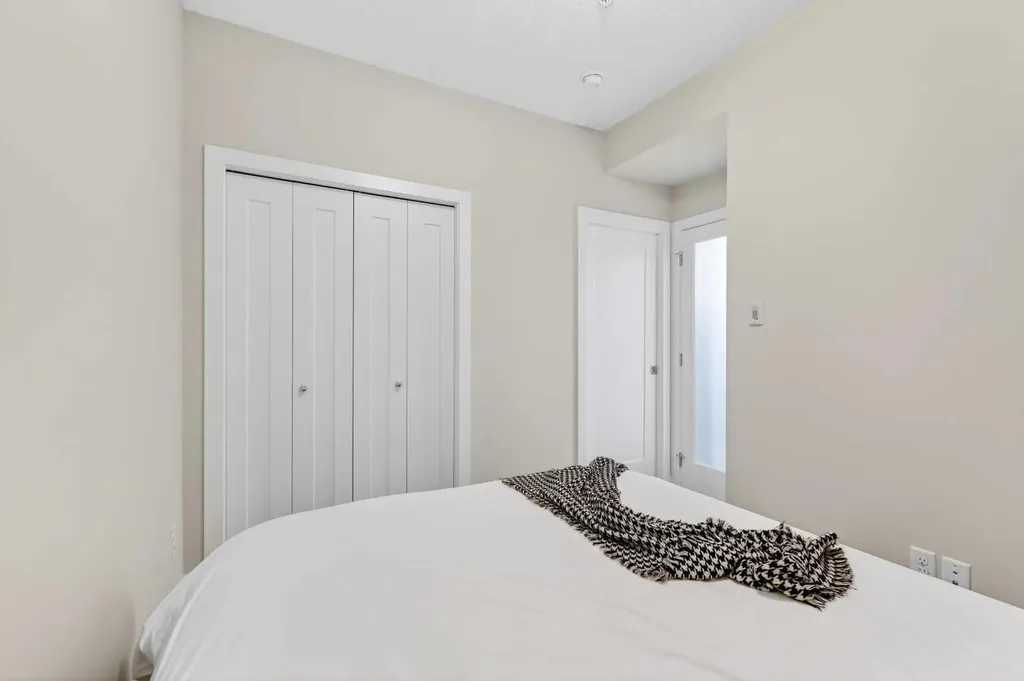 300 Auburn Meadows Common SE Calgary AB T3M 3E7