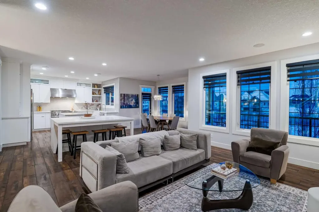 1117 Coopers Drive SW Airdrie AB T4B 0Z8