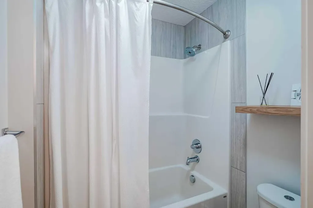 1117 Coopers Drive SW Airdrie AB T4B 0Z8