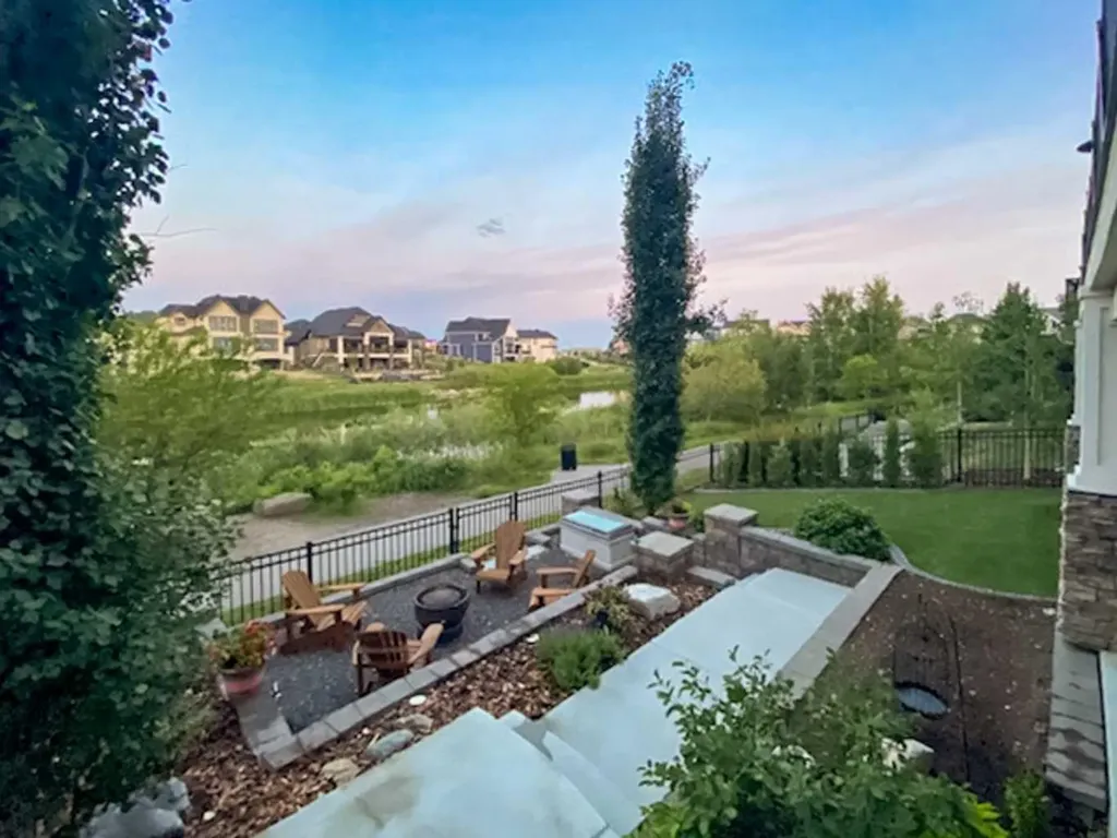 1117 Coopers Drive SW Airdrie AB T4B 0Z8