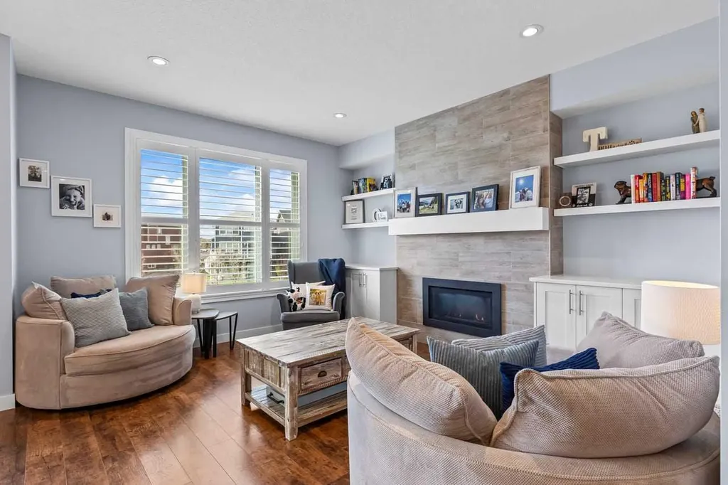 68 Legacy Manor SE Calgary AB T2x 2E9