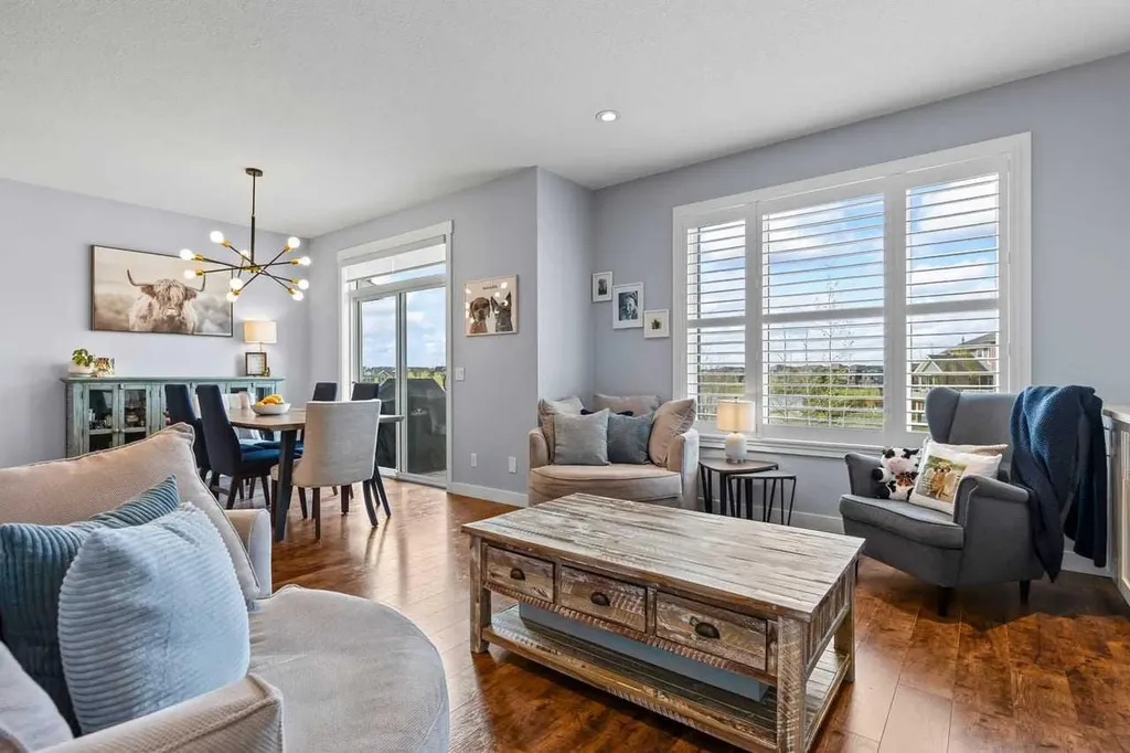 68 Legacy Manor SE Calgary AB T2x 2E9