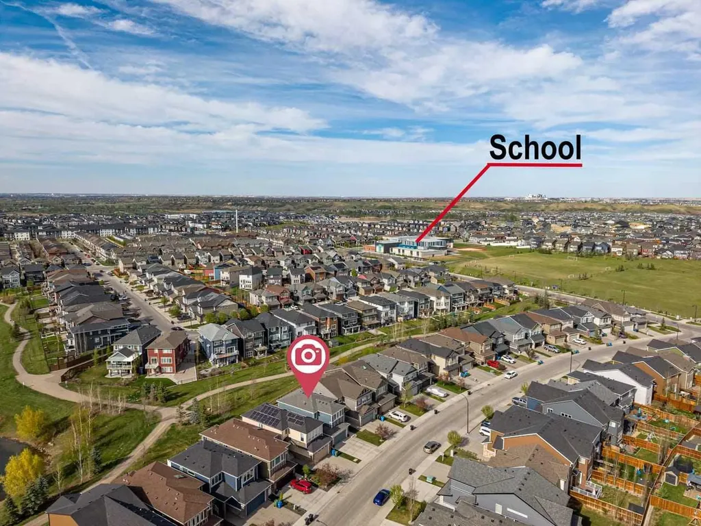 68 Legacy Manor SE Calgary AB T2x 2E9