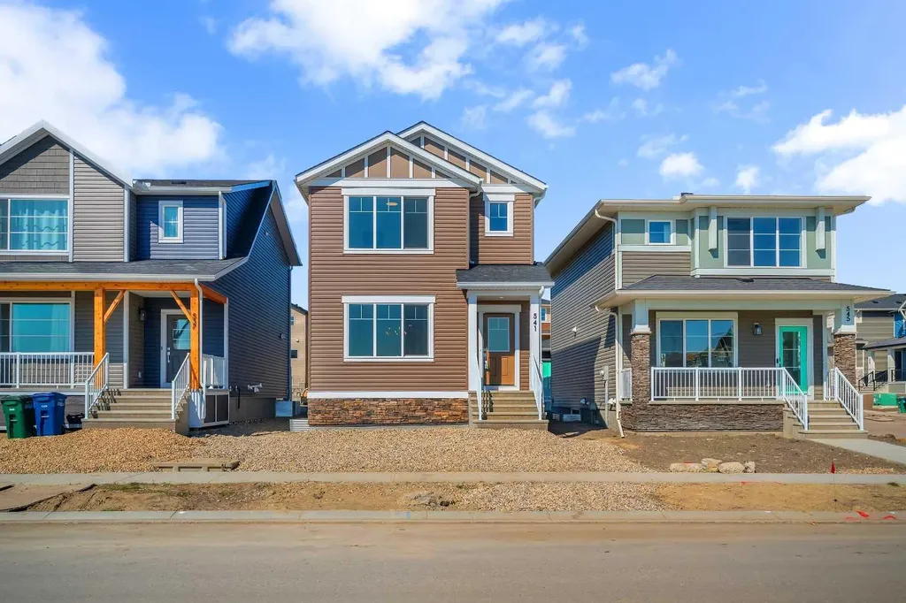 541 Bayview Street SW Airdrie AB T4B 5M4