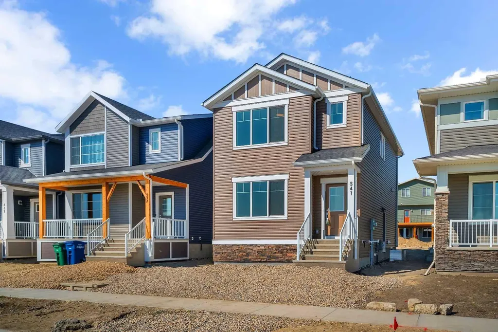 541 Bayview Street SW Airdrie AB T4B 5M4