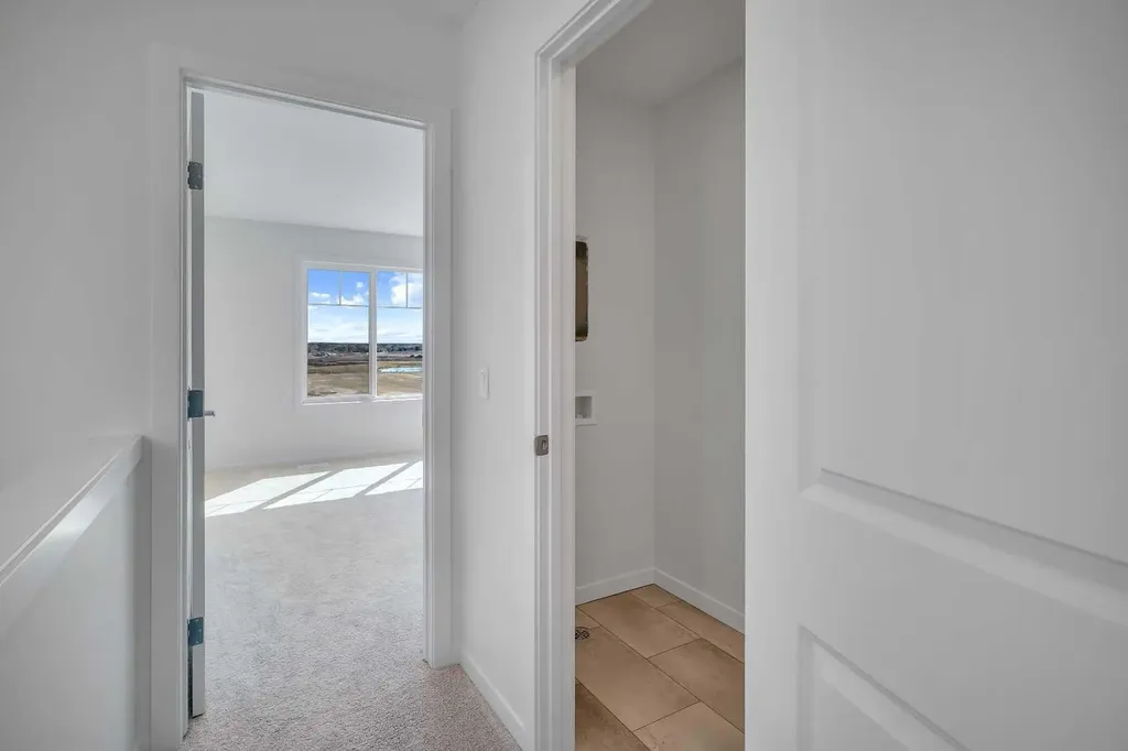 541 Bayview Street SW Airdrie AB T4B 5M4