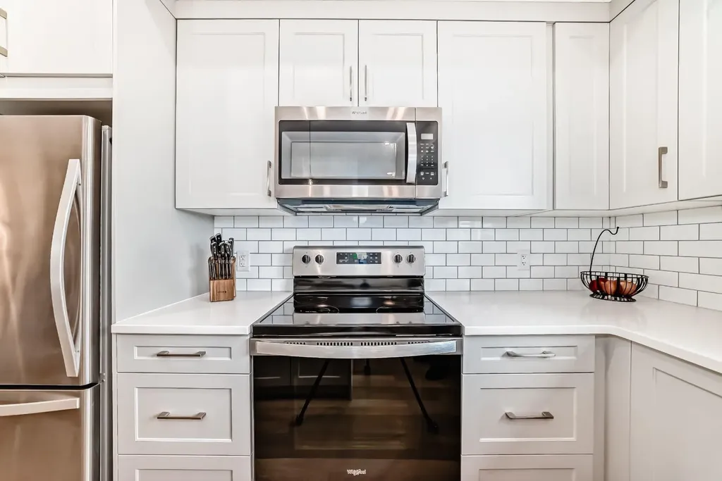 525 River Heights Drive Cochrane AB T4C 3E3
