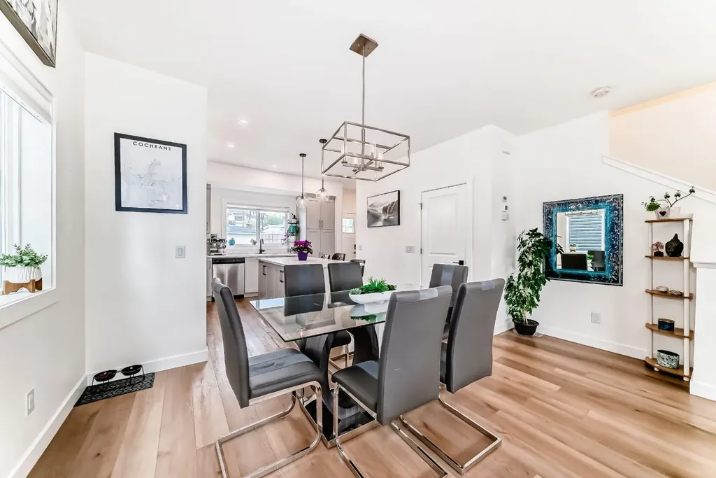 525 River Heights Drive Cochrane AB T4C 3E3