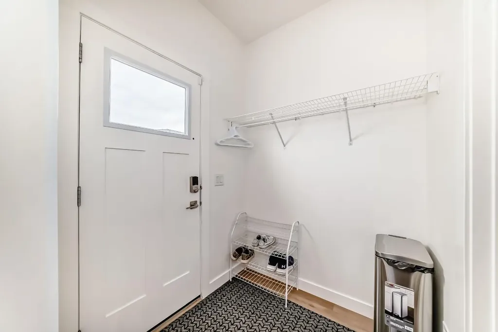 525 River Heights Drive Cochrane AB T4C 3E3
