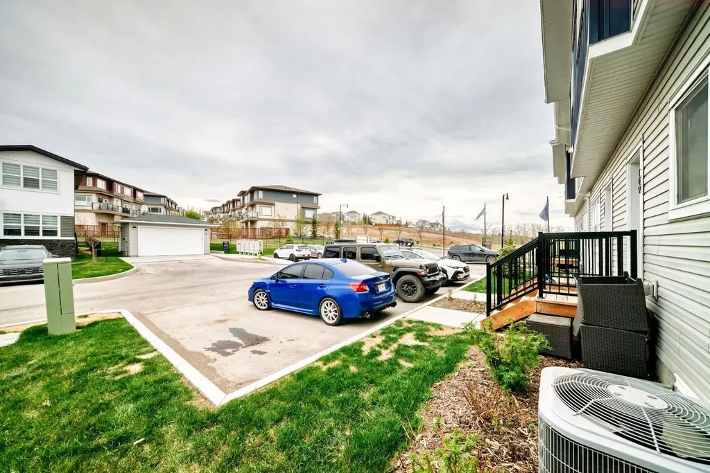 525 River Heights Drive Cochrane AB T4C 3E3