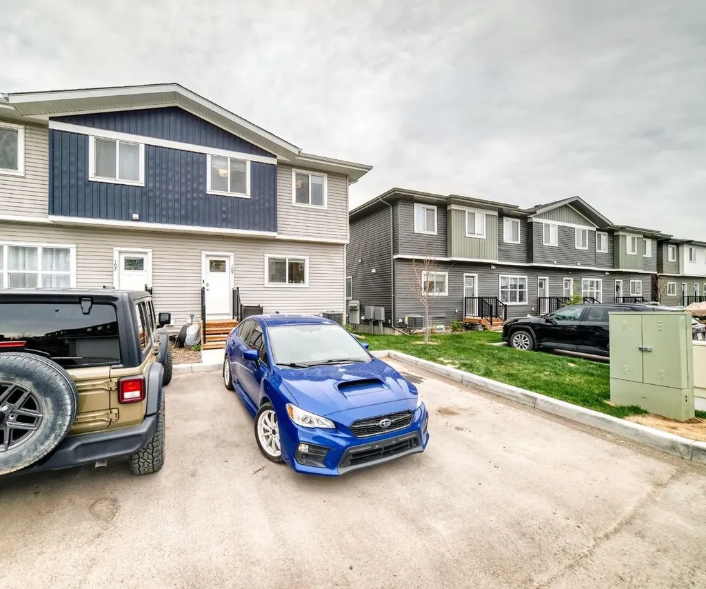 525 River Heights Drive Cochrane AB T4C 3E3