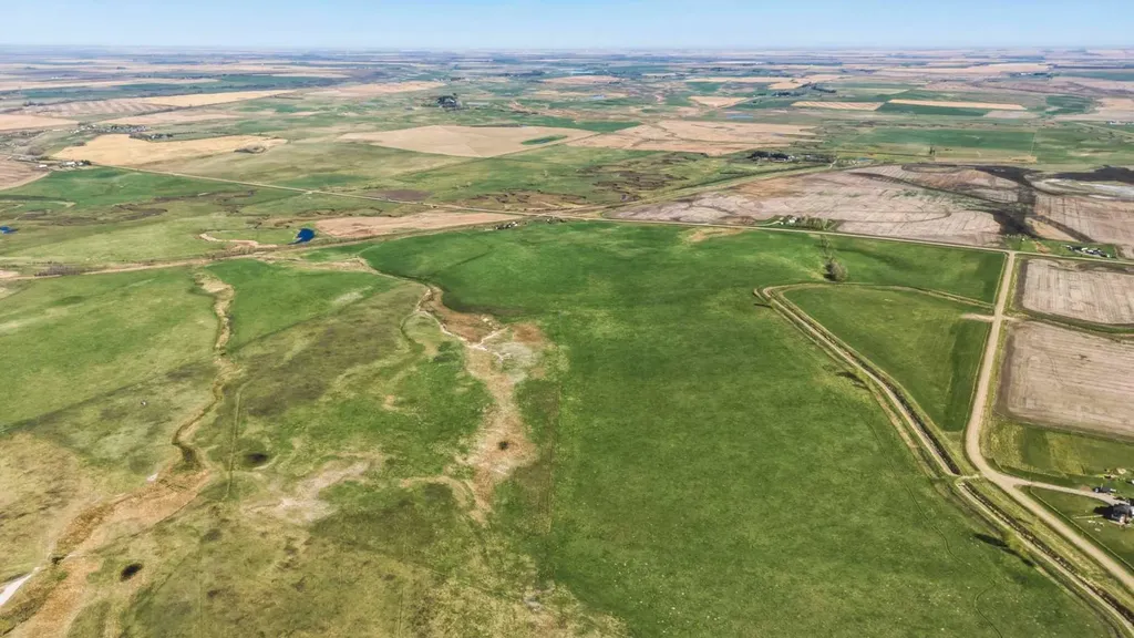 Lot 2 Range Road 243 & Highway 564 Rural Wheatland County AB T1P 0L1