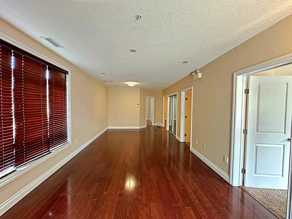 10110 Fraser Avenue Fort Mcmurray AB T9H 5C2