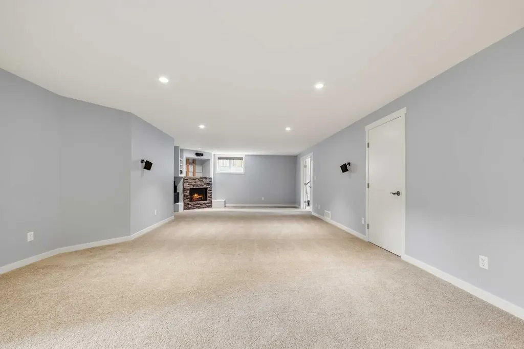 403 Centennial Avenue Nobleford AB T0L 1S0