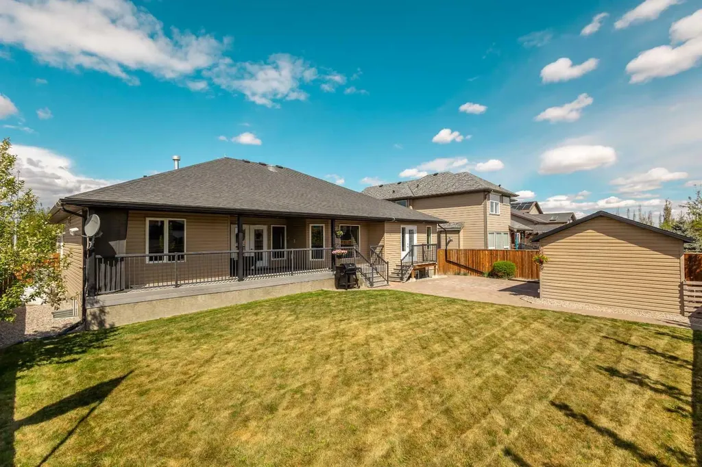 403 Centennial Avenue Nobleford AB T0L 1S0